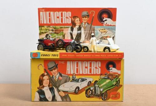 THE AVENGERS: A Corgi GS40 "The Avengers" 2-piece Gift Set. "John Steed's" Vintage Bentley & "Emma Peel's" Lotus Elan S2