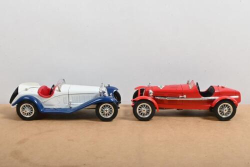 ALFA ROMEO: Two Bburago 1:18 scale Alfa Romeo models. 1932 ALFA ROMEO 2300 SPIDER (3008) & 1934 ALFA ROMEO 2300 MONZA (3014)