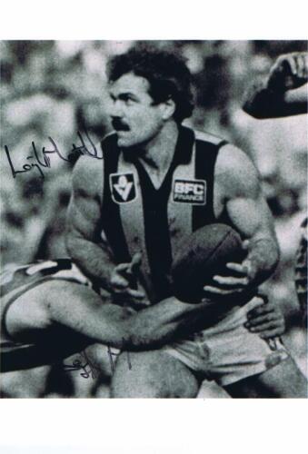 LEIGH MATTHEWS: A black and white picture of Leigh Matthews, autographed.