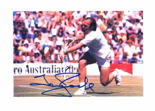 TONY ROCHE: A autographed colour picture of sucessful Australian tennis player Tony Roche