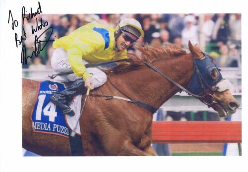 DAMIEN OLIVER: A colour picture from Melbourne Cup 2002 featuring horse 'Media Puzzle' personally inscribed and signed by Jockey Damien Oliver