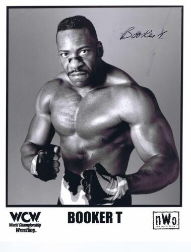 BOOKER T: A autographed publicity card of 'Booker T', Booker T signature.