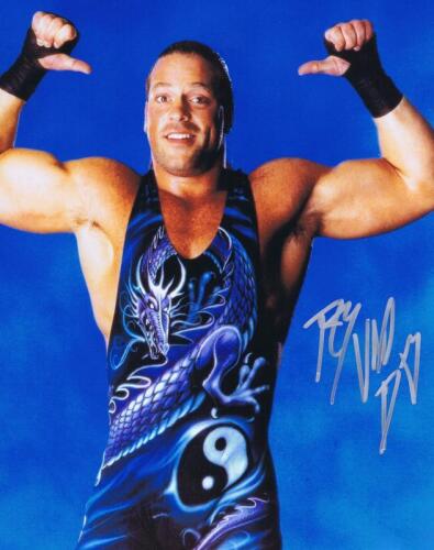 ROB VAN DAM: A autographed colour picture featuring Rob Van Dam with COA