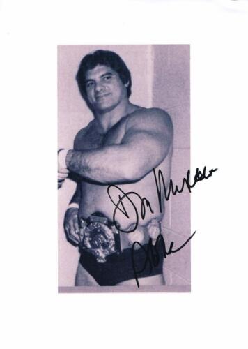 DON MURACO: A black and white autographed picture of Don Muraco