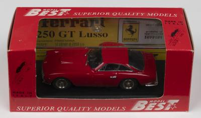 250 GT LUSSO: A MODEL BEST 1:43 scale 1964 FERRARI 250 GT Lusso STRADALE (9075)