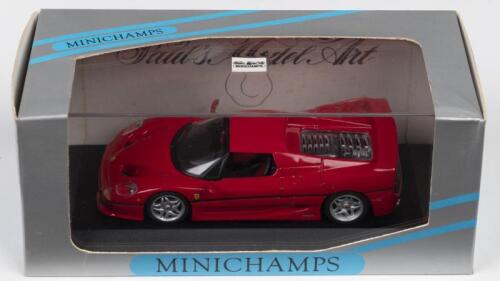 F 50: A Paul's Model Art/MINICHAMPS 1995 Ferrari F50 in red