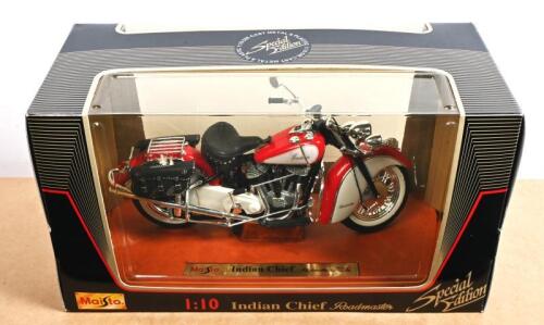 INDIAN CHIEF: A Maisto Special Edition 1:10 scale Indian Chief Roadmaster