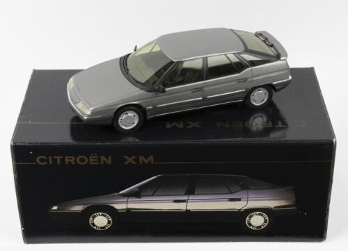 CITROEN: A 1:18 scale solido Citroen XM (No 8501)