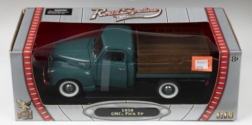 GMC: A Road Signature Collection 1:18 scale 1950 GMC PICK UP