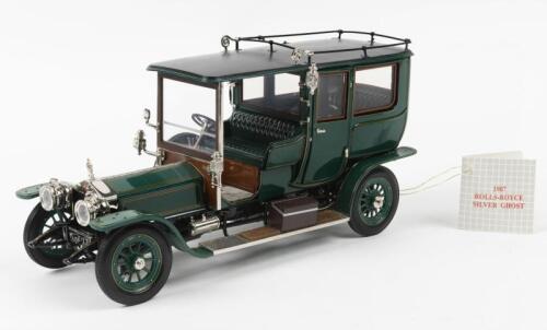 ROLLS-ROYCE: A Franklin Mint 1:24 scale 1907 Rolls-Royce Silver Ghost (B11YA73)