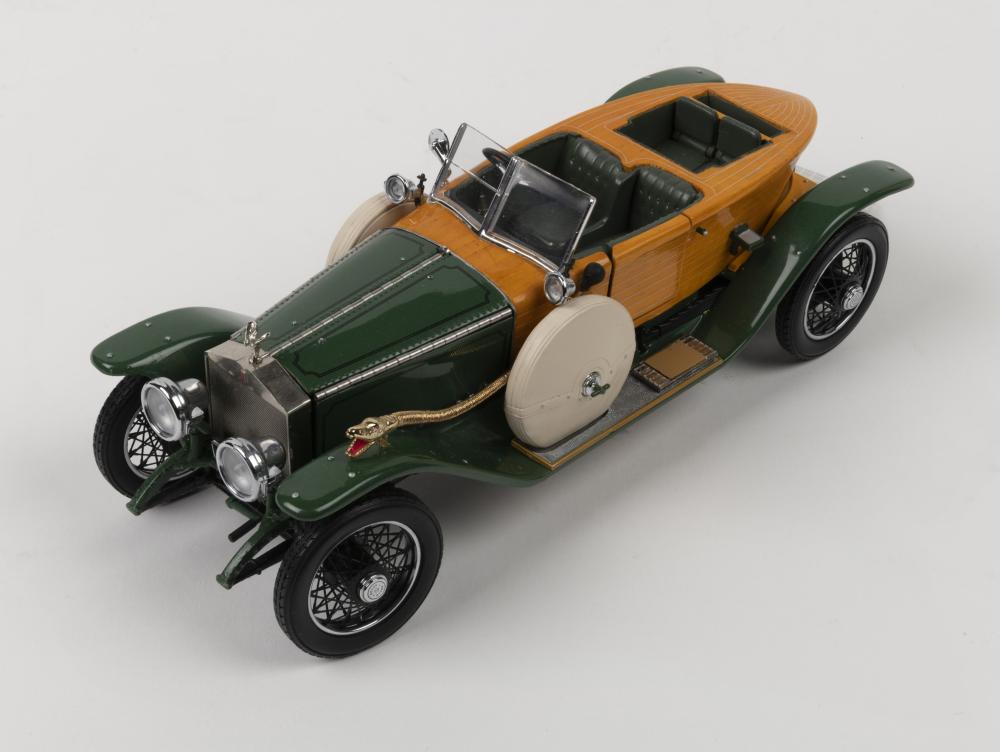 ROLLS-ROYCE: A Franklin Mint 1:24 scale 1914 ROLLS-ROYCE BOAT TAIL  SPEEDSTER (B11XF11) - Price Estimate: $ - $