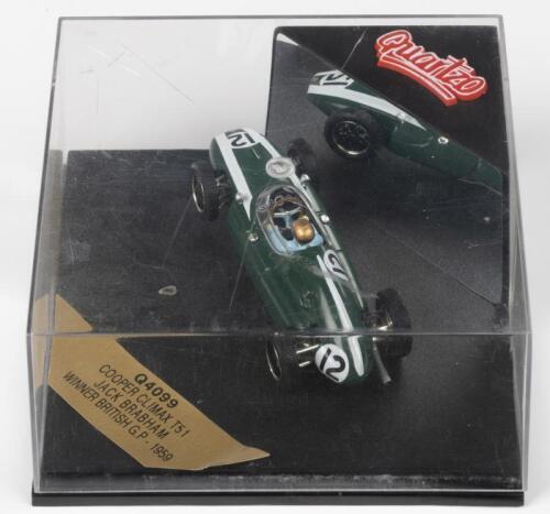 COOPER: A Quartzo 1:43 scale COOPER CLIMAX T51 as raced to victory by Sir Jack Brabham at the 1959 British Grand Prix (Q4099)