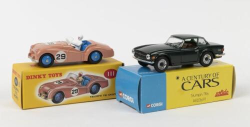 CORGI/DINKY: Two re-issued Corgi and Dinky models. ATLAS Editions DINKY TRIUMPH TR2 SPORTS (111) & SPECIAL EDITION CORGI (solido) TRIUMPH TR6 - 1969 in British Racing Green