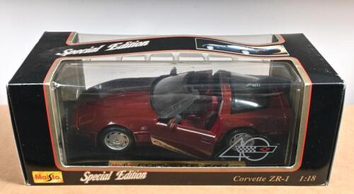 CHEVROLET: A 1:18 scale Special Edition Maisto 1993 CORVETTE ZR-1