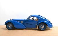 TYP 57 SC ATLANTIC COUPE: A CMC 1:18 scale Bugatti Typ 57 SC Atlantic Coupe - Chassis-Nr.57.591 (R.B. Pope), 1938 (Item No. M-083) - in French blue. Numbered '5068' - 2