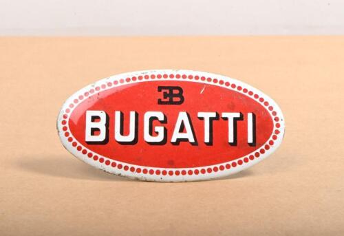 BUGATTI BADGE: An original 'BUGATTI' enamel (pre war) badge