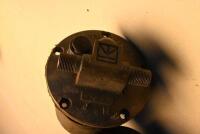 VACUUM PUMP: A Lambda vacuum pump/tank with spare parts - 7