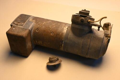 MAGNETO: A Lancia Lambda Bosch 2/6 series KV4 magneto/dynamo unit