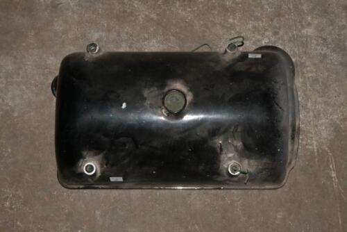CAM COVER: A Lambda cam cover