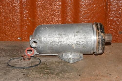 OIL FILTER: A Lambda oil filter housing