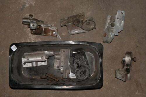 BRAKE CABLE GUIDES: A collection of Lambda brake cable guides, left and right