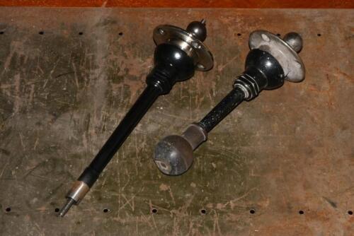 GEARBOX: Two Lambda gearbox levers