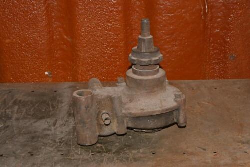 STEERING BOX: A Lambda steering box