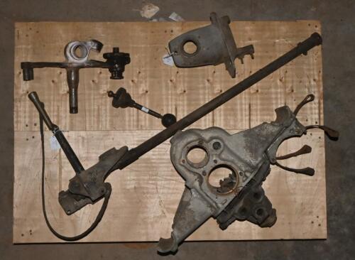 GEARBOX: A group of early series Lambda gearbox and associated parts
