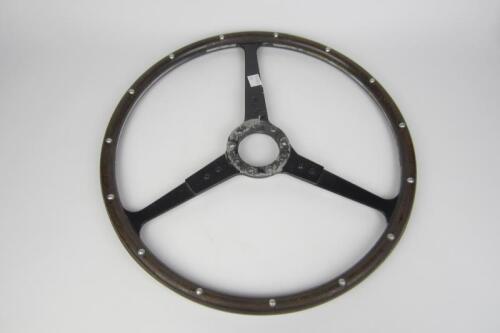 ASTON MARTIN: Genuine Aston Martin DB4/5/6 wood rim steering wheel.
