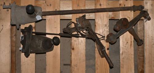 GEARBOX: A group of early series Lambda gearbox and associated parts