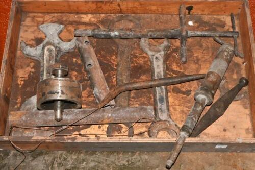 TOOLS: A collection of tools mostly Lancia
