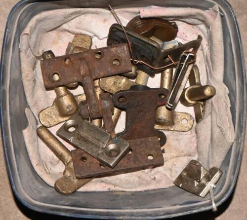 COLLECTION: Door hardware