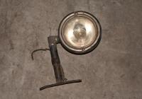 SPOTLIGHT: A standard Lambda extra accessory spot light with flat glass. bracket