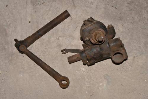 STEERING BOX: An early Lambda steering box