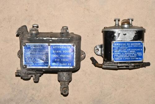 AURELIA B20: One brake fluid container. One Tipo Sabif P-2 brake fluid container.