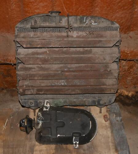 AURELIA B20: One radiator assembly. One header tank.