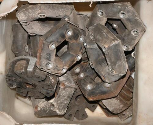AURELIA B20: One box of seventeen rubber drive shaft couplings. One centre bearing cage