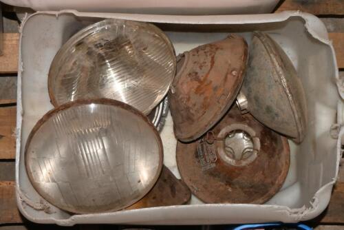 AURELIA B20: One box containing eight Carello headlamps and one other
