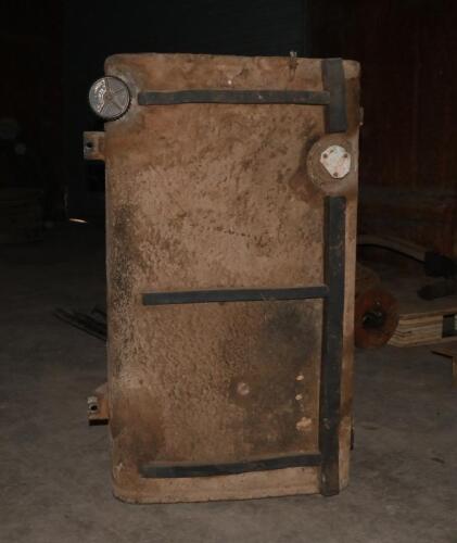 AURELIA B20: One fuel tank assembly with fuel cap