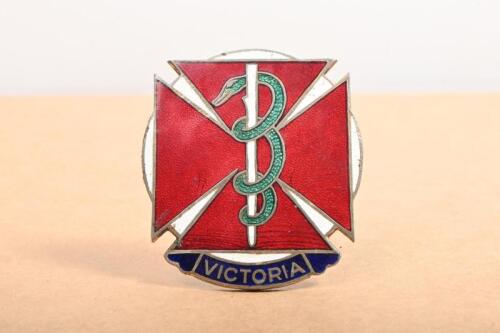 MEDICAL: A circa 1950s Victorian doctor's car grille badge