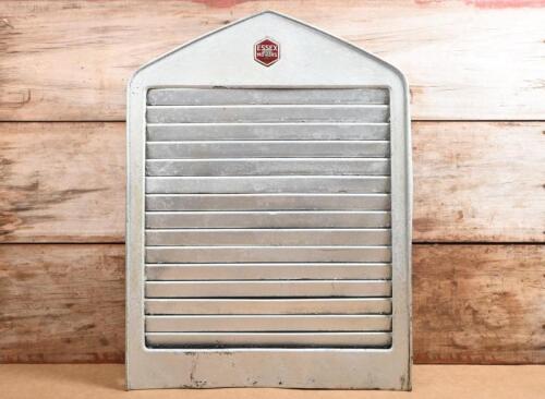 ESSEX: A circa 1920s Essex Motors front radiator with enameled badge, believed to be from a 1922 Essex