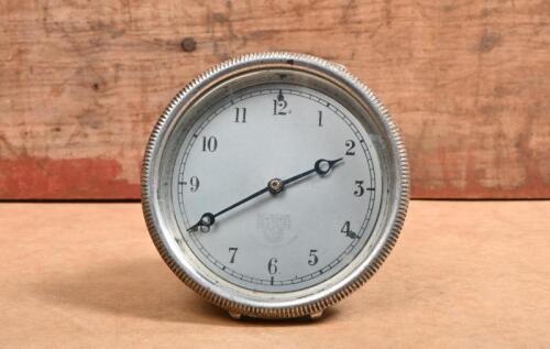 SMITHS: A Smiths 8 day car dash clock by Cricklewood&nbsp;Works London