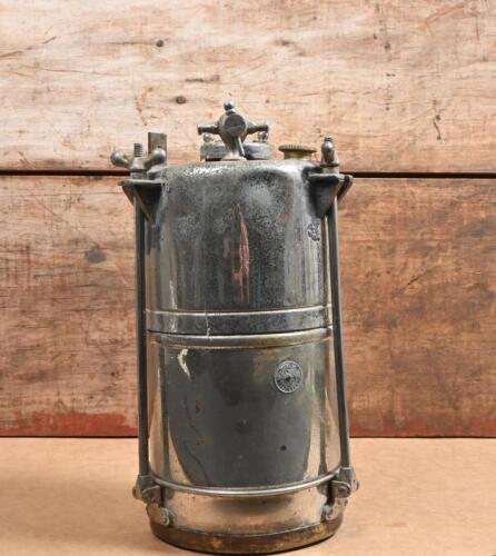 GENERATOR: A chrome plated gas generator made in England by 'Vulture'