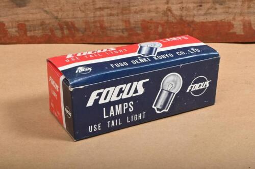 FOCUS: A box of ten 12V 15W flasher/tail lamps/bulbs made in Japan by Focus- Fuso Denki Kogyo