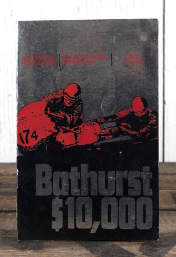 PROGRAMME: An original programme for the 1971 "Bathurst $10,000" motorcycle race held at Mt Panorama, Bathurst
