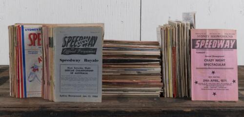 SPEEDWAY: A large quantity of vintage SPEEDWAY programmes from various eras and locations.