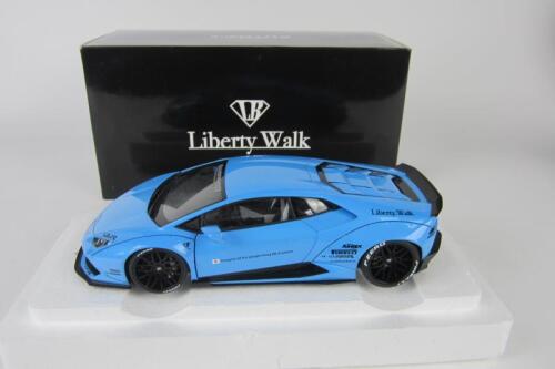 AUTOART: A Autoart 1:18 scale Liberty Walk Lamborghini Huracan.