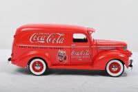 CHEVROLET: A Danbury Mint 1:24 scale Chevrolet 1941 Coca-Cola Delivery Truck - 4