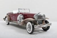 DUESENBERG: A Franklin Mint 1:24 scale 1930 Duesenberg&nbsp;J Derham Tourster - 7