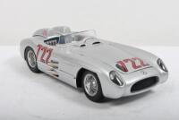 MERCEDES-BENZ: A Limited Edition Paul's Model Art - FIRST CLASS COLLECTION&nbsp;- 1:24 scale Mercedes-Benz 300 SLR STIRLING MOSS - 3